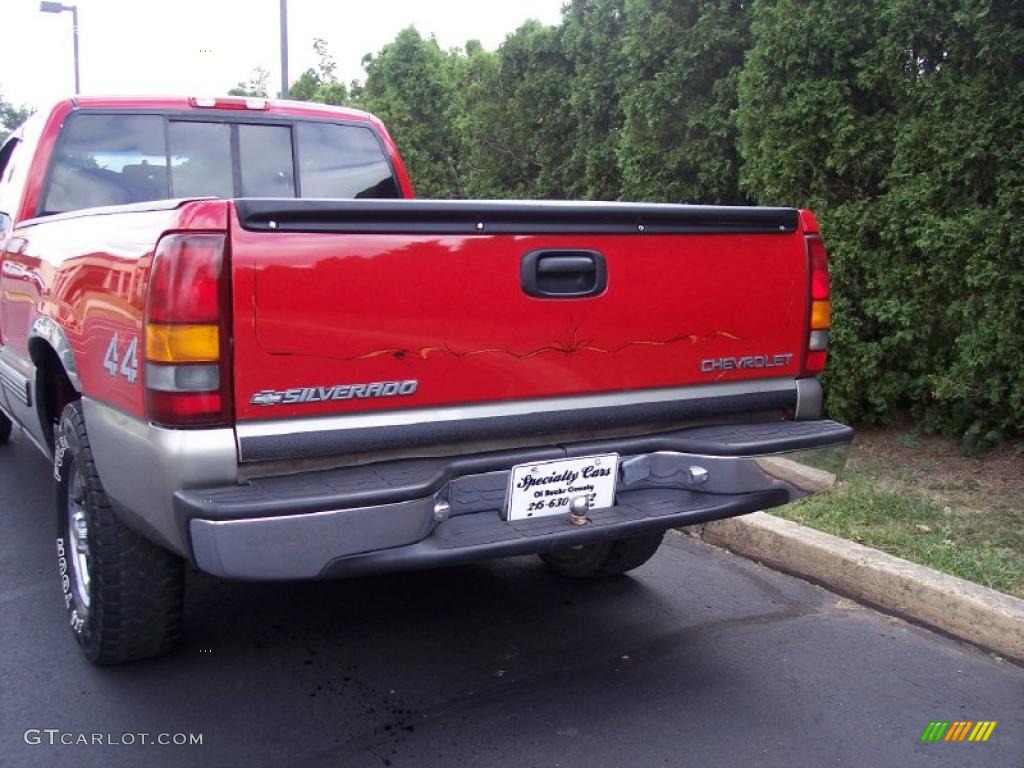 1999 Silverado 1500 LS Extended Cab 4x4 - Victory Red / Graphite photo #10