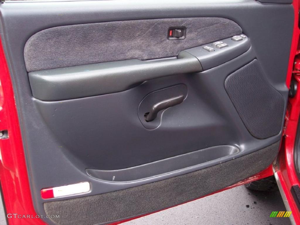 1999 Silverado 1500 LS Extended Cab 4x4 - Victory Red / Graphite photo #36