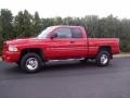 Flame Red - Ram 1500 Sport Extended Cab 4x4 Photo No. 3