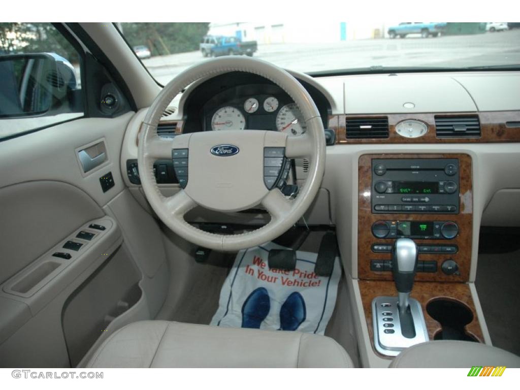 2005 Five Hundred Limited AWD - Oxford White / Pebble Beige photo #11