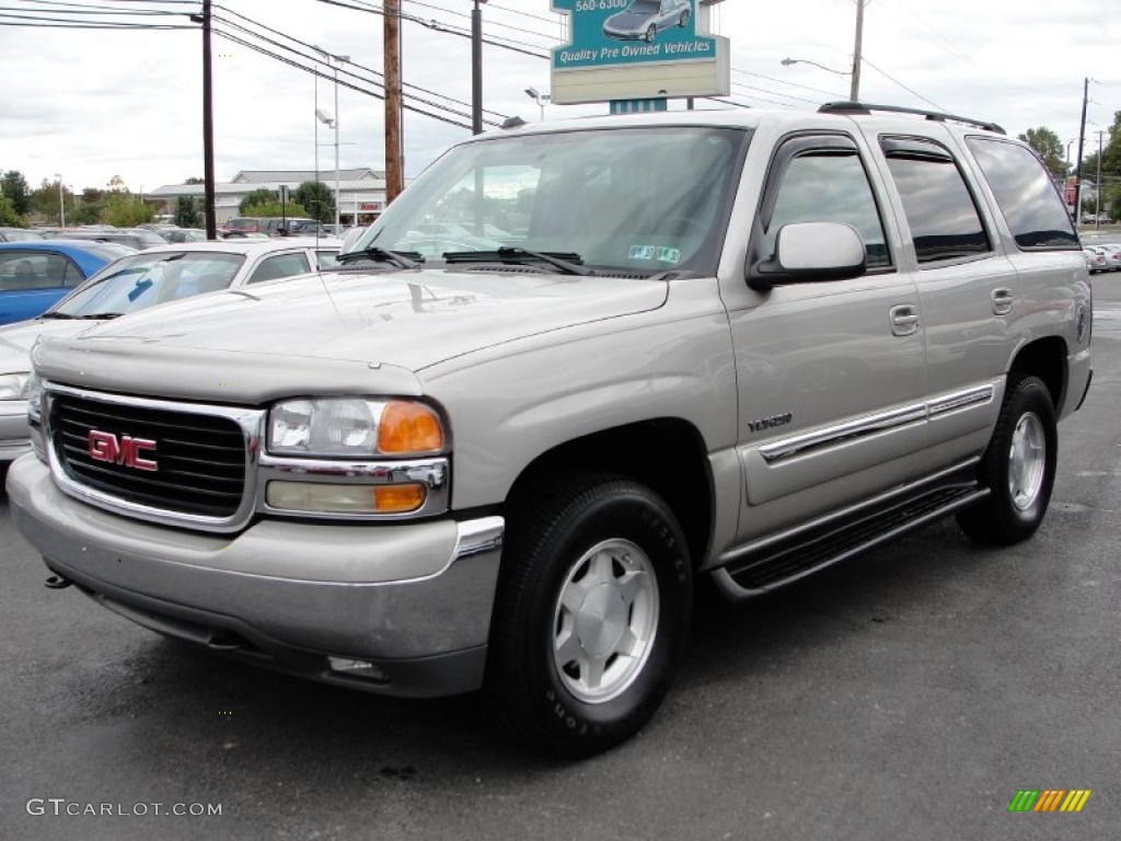 2004 Yukon SLT 4x4 - Silver Birch Metallic / Pewter/Dark Pewter photo #3