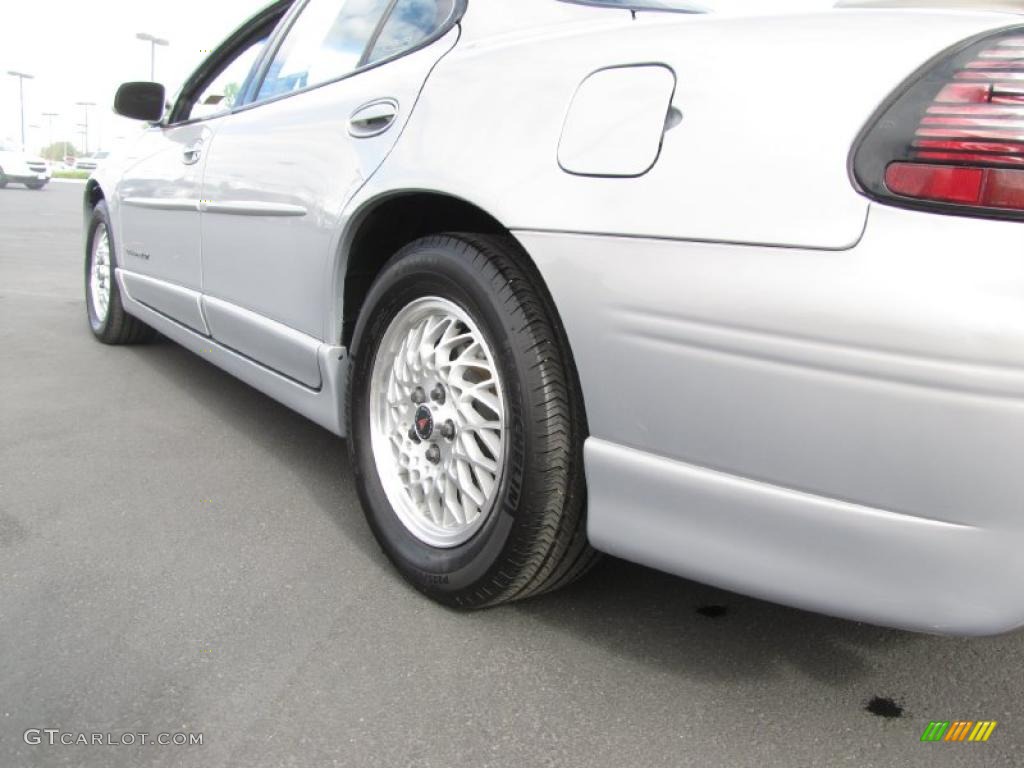 2000 Grand Prix GT Sedan - Silvermist Metallic / Graphite photo #13