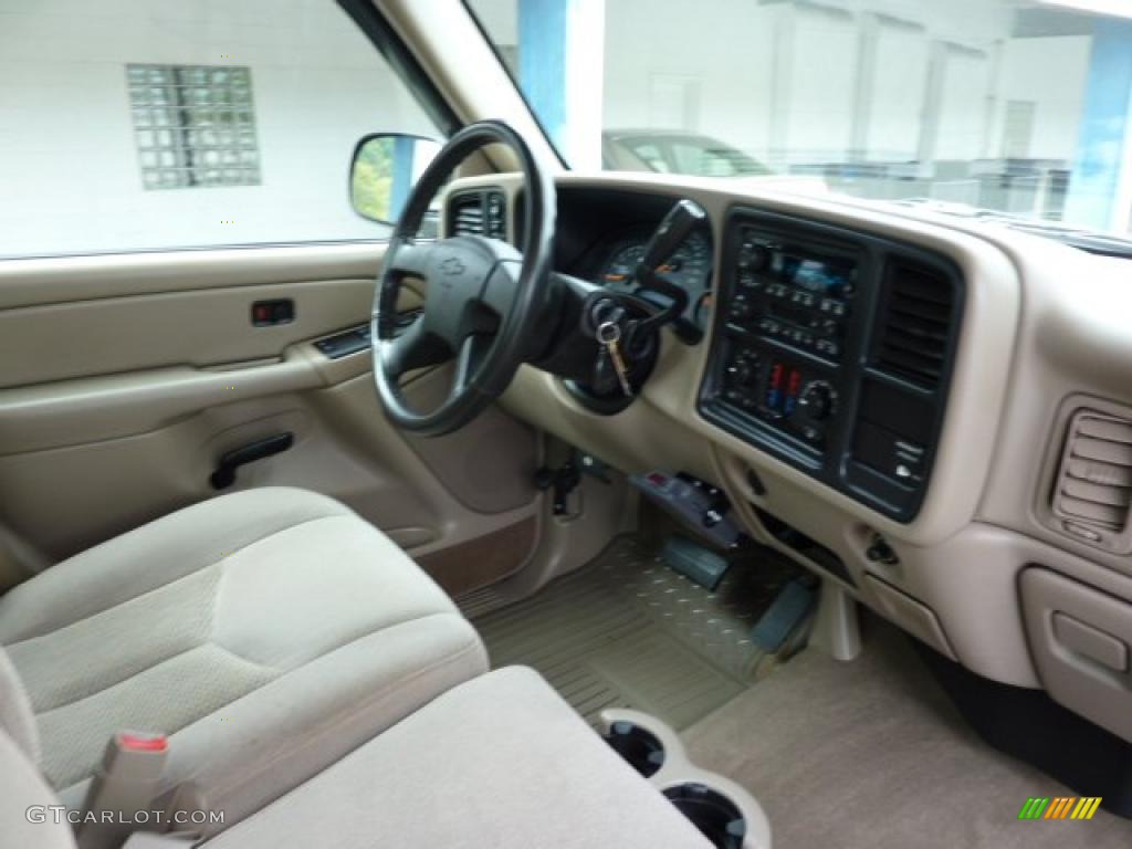 2004 Silverado 1500 LS Regular Cab 4x4 - Dark Gray Metallic / Tan photo #19