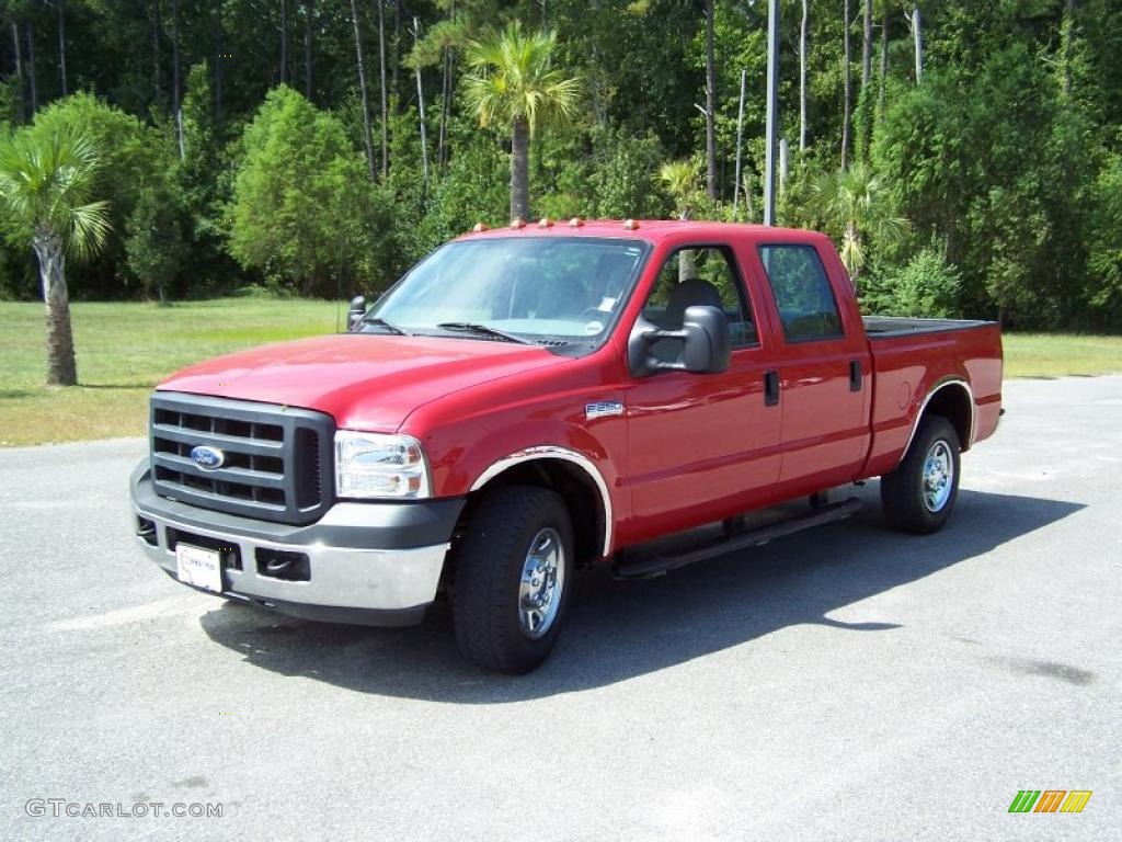 2007 F250 Super Duty XL Crew Cab - Red Clearcoat / Dark Flint cloth photo #1