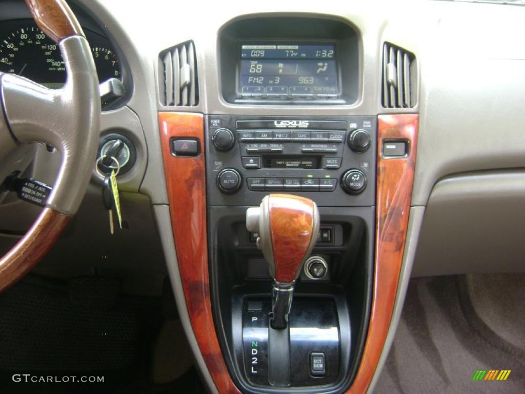 2001 RX 300 AWD - Mineral Green Metallic / Ivory photo #19