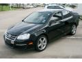 Black - Jetta SE Sedan Photo No. 9