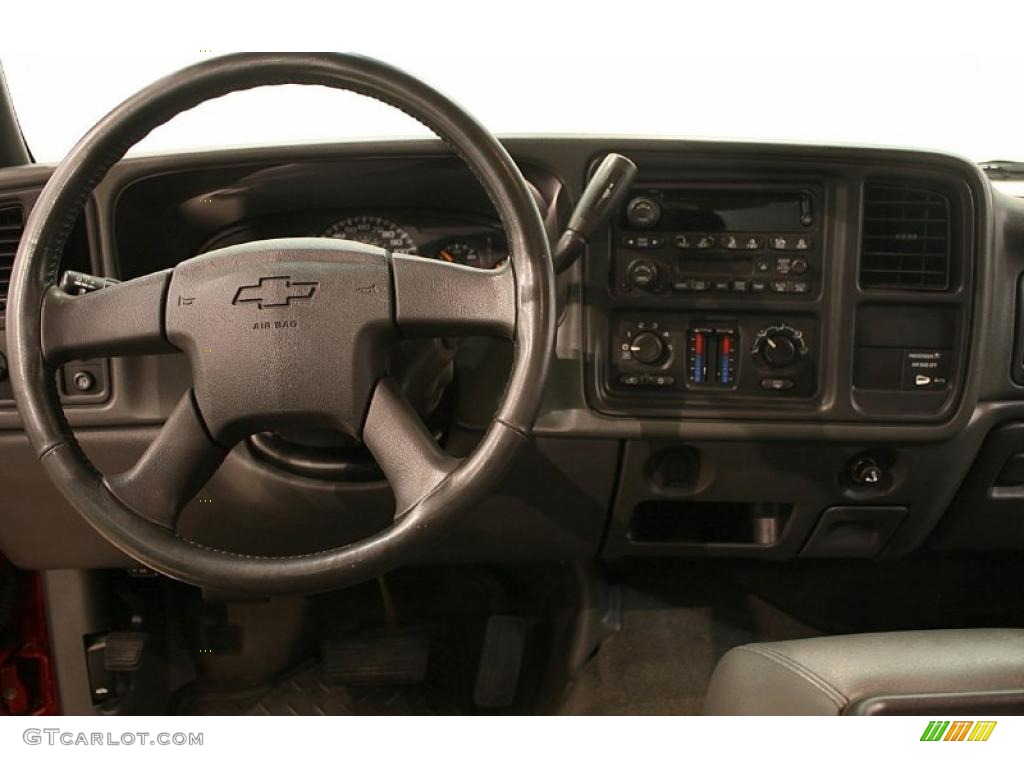 2004 Silverado 1500 LS Extended Cab - Victory Red / Dark Charcoal photo #19