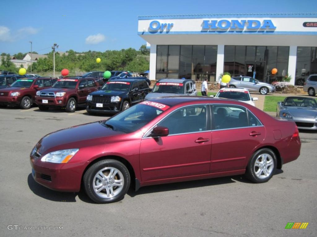 2006 Accord SE Sedan - Redondo Red Pearl / Gray photo #1