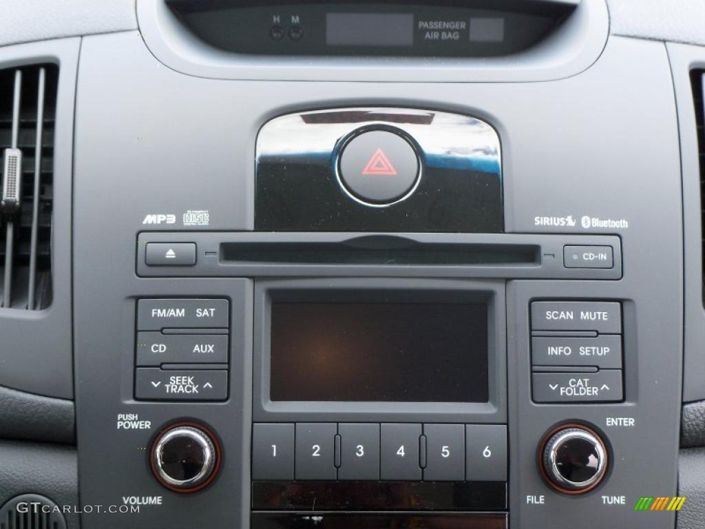 2010 Forte LX - Bright Silver / Stone photo #19