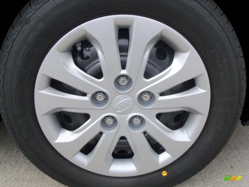 2010 Forte LX - Bright Silver / Stone photo #28