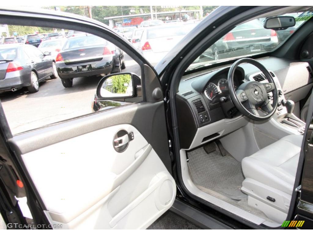 2006 Equinox LT AWD - Black / Light Gray photo #10