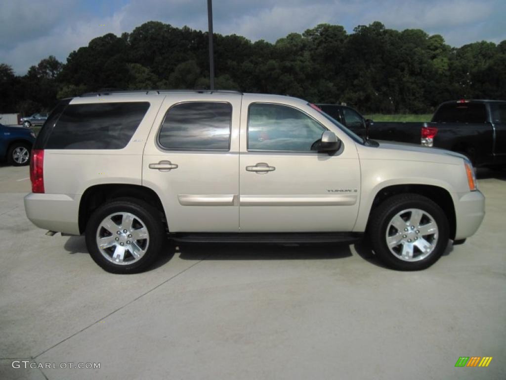 2007 Yukon SLT - Gold Mist Metallic / Light Tan photo #4