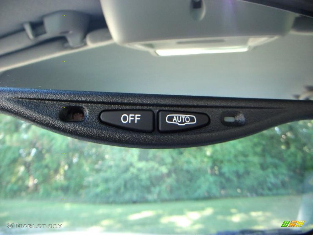 2004 Grand Marquis LS - Silver Birch Metallic / Light Flint photo #3