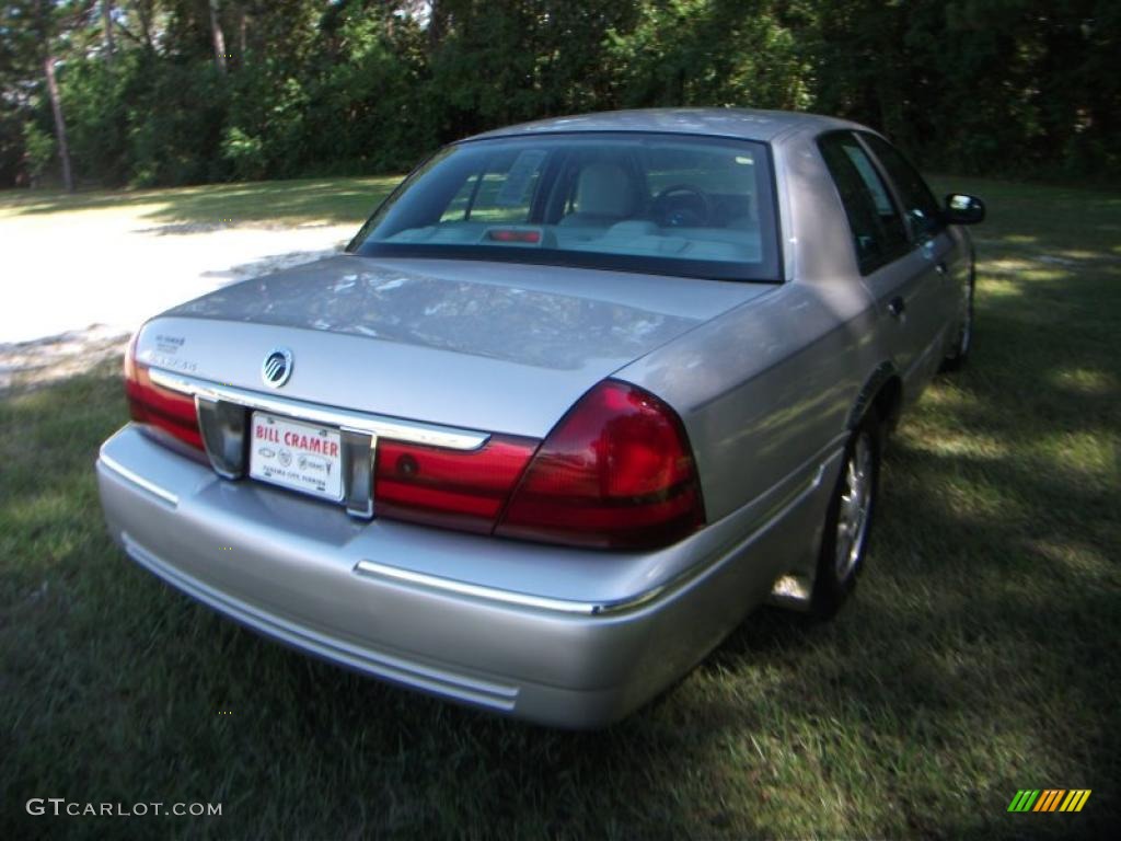 2004 Grand Marquis LS - Silver Birch Metallic / Light Flint photo #21
