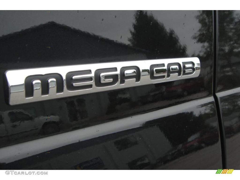 2007 Ram 3500 Laramie Mega Cab 4x4 Dually - Brilliant Black Crystal Pearl / Medium Slate Gray photo #13