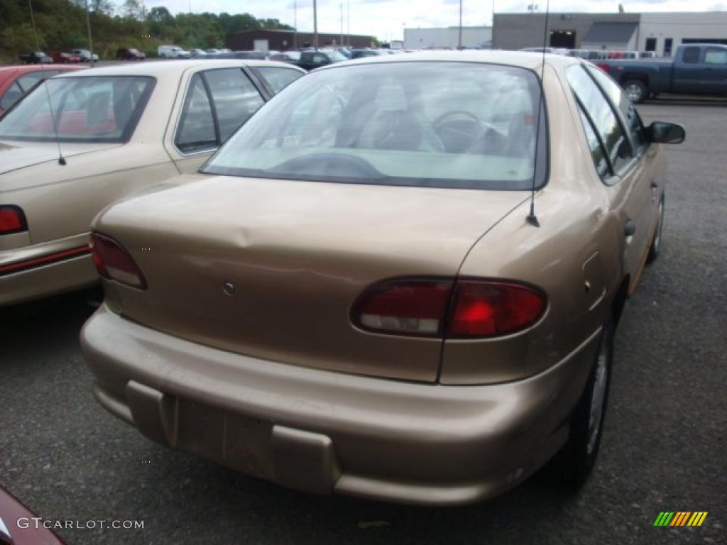 1998 Cavalier LS Sedan - Gold Metallic / Neutral photo #2