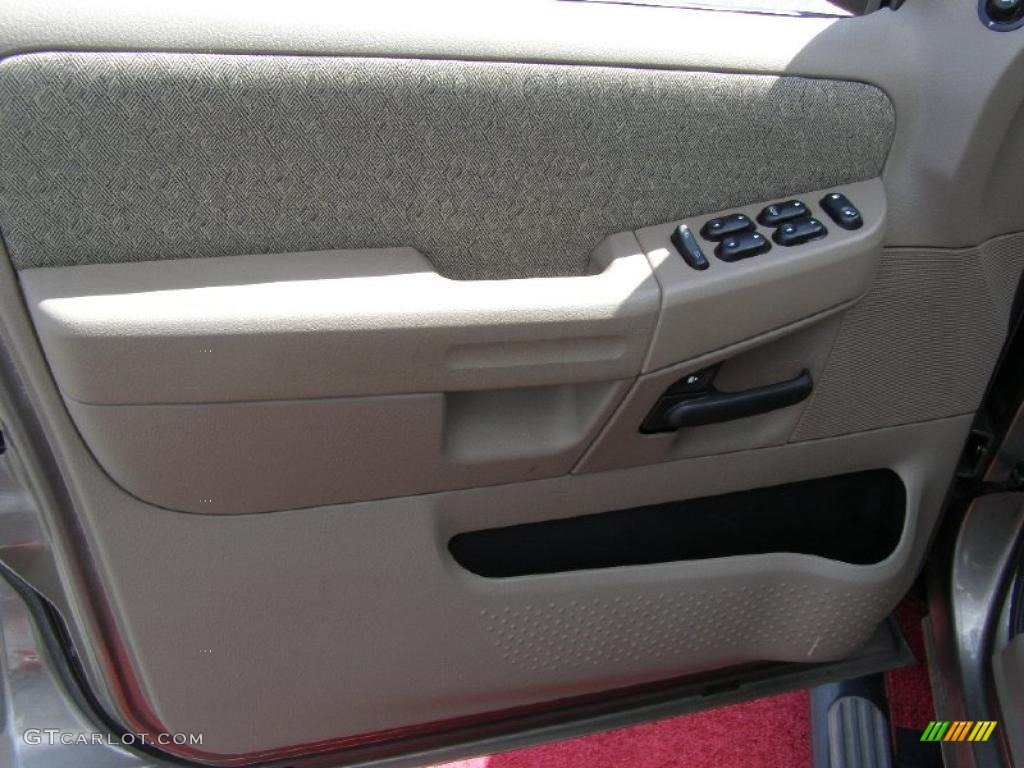 2004 Explorer XLS 4x4 - Mineral Grey Metallic / Medium Parchment photo #11
