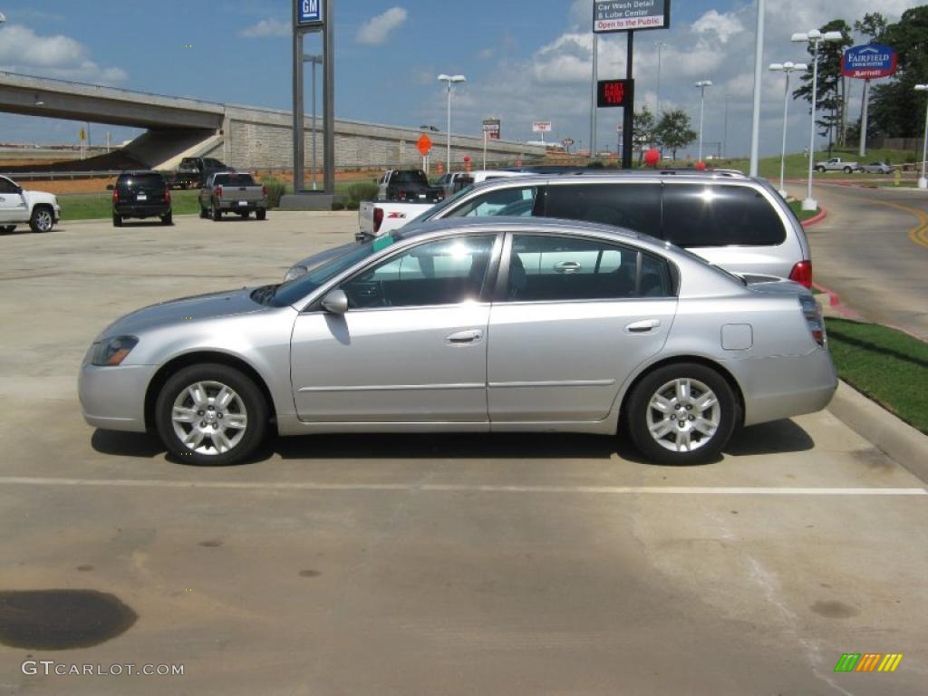 2006 Altima 2.5 S - Sheer Silver Metallic / Charcoal photo #2