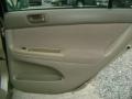 Desert Sand Mica - Camry LE Photo No. 30