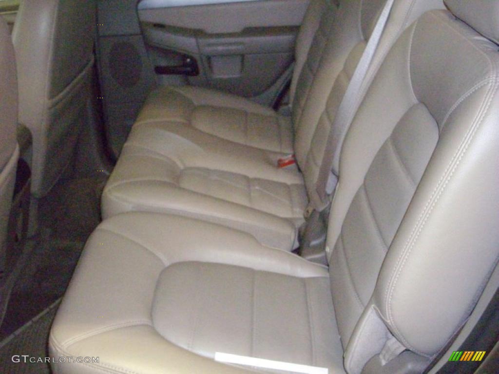 2004 Explorer XLT 4x4 - Mineral Grey Metallic / Graphite photo #8