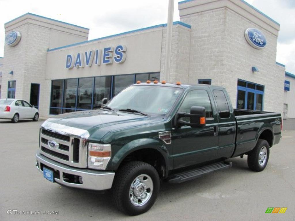 2008 F250 Super Duty XLT SuperCab 4x4 - Forest Green Metallic / Medium Stone photo #1