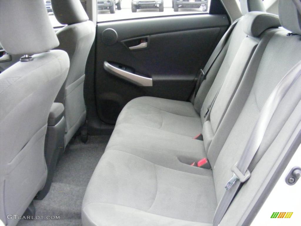 2010 Prius Hybrid III - Classic Silver Metallic / Dark Gray photo #11