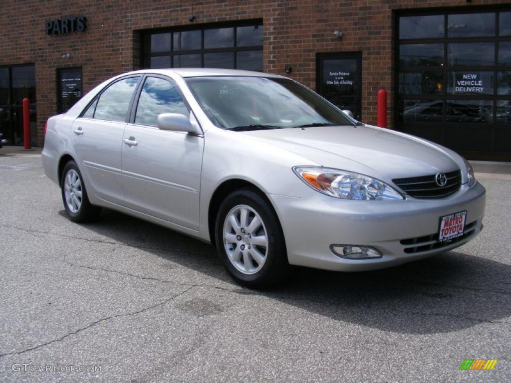 2003 Camry XLE - Lunar Mist Metallic / Stone photo #1