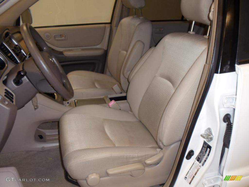 2004 Highlander V6 4WD - Super White / Ivory photo #22