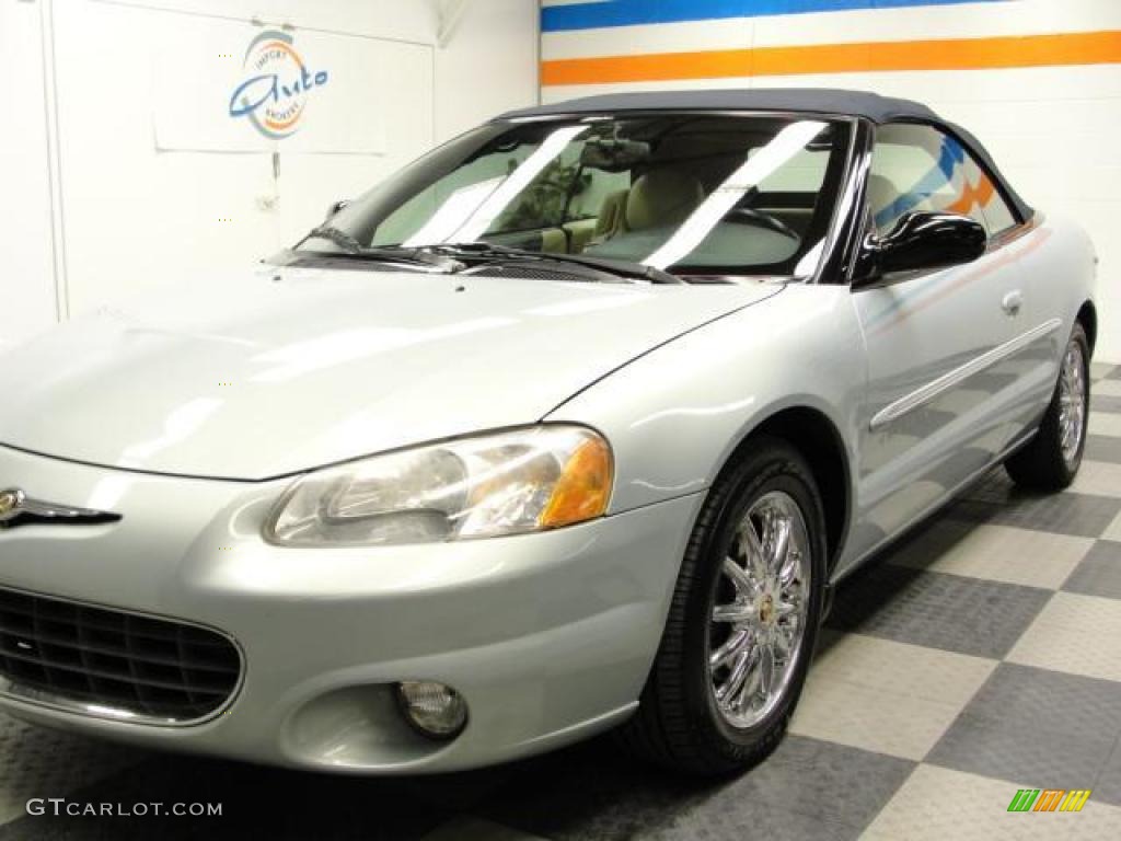 2001 Sebring Limited Convertible - Bright Silver Metallic / Black/Beige photo #4