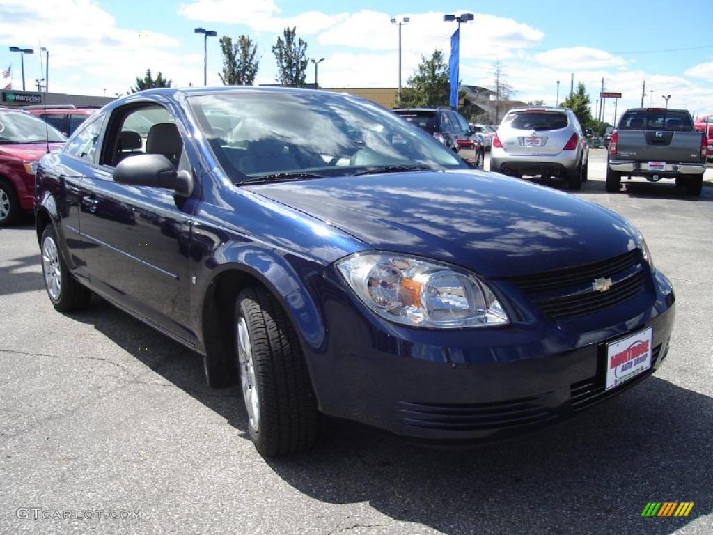 2009 Cobalt LS Coupe - Imperial Blue Metallic / Gray photo #7