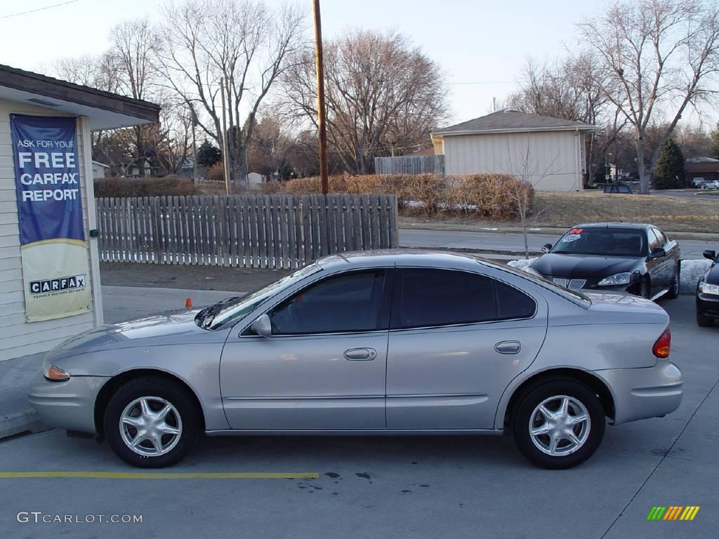 Silver Mist Metallic Oldsmobile Alero