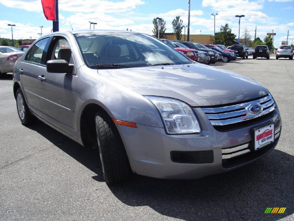 2007 Fusion S - Tungsten Grey Metallic / Light Stone photo #7