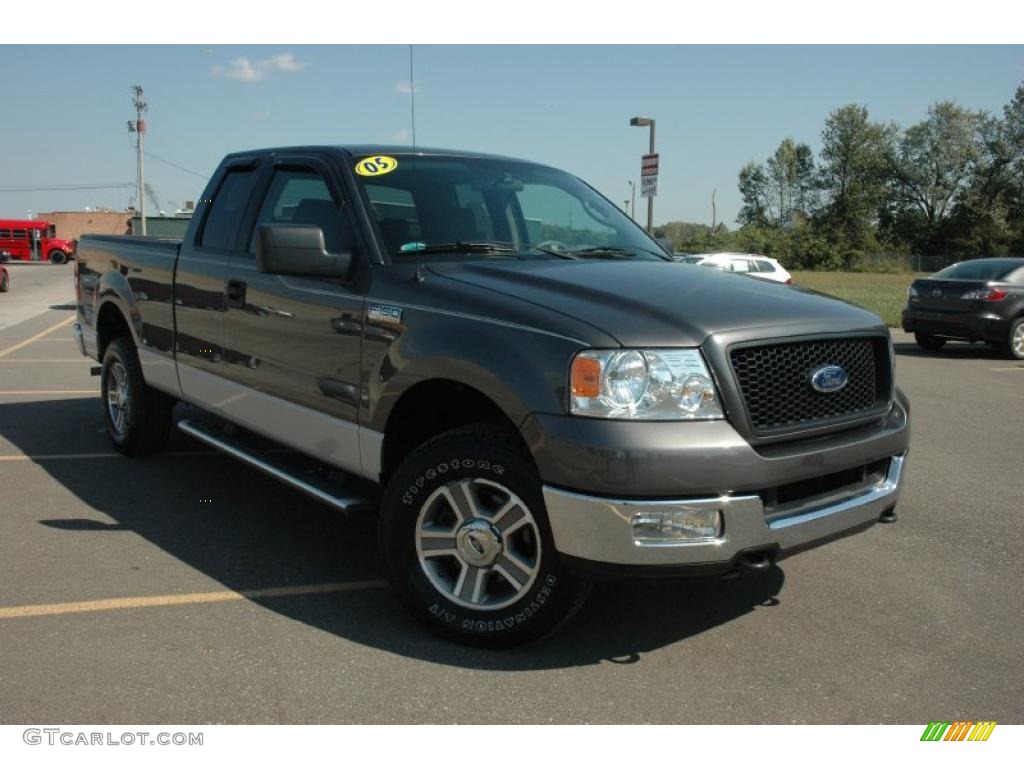 2005 F150 XLT SuperCab 4x4 - Dark Shadow Grey Metallic / Medium Flint Grey photo #2