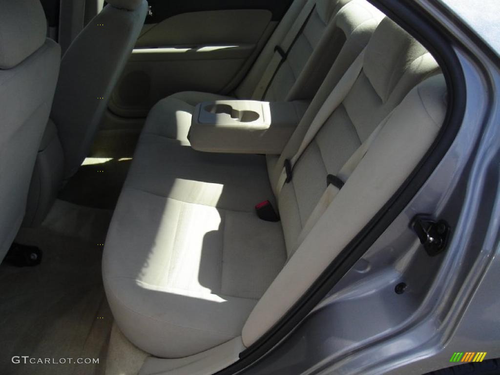 2007 Fusion S - Tungsten Grey Metallic / Light Stone photo #18