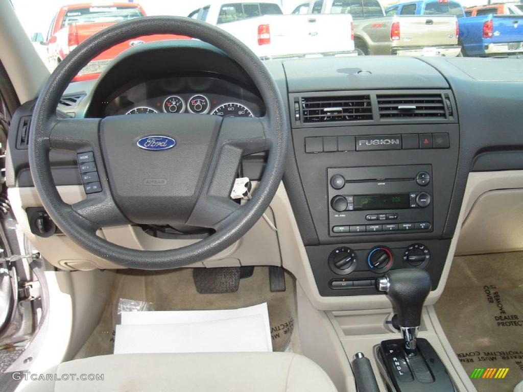 2007 Fusion S - Tungsten Grey Metallic / Light Stone photo #20