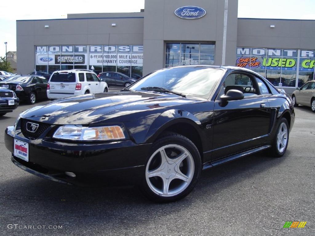 2000 Mustang GT Coupe - Black / Dark Charcoal photo #1