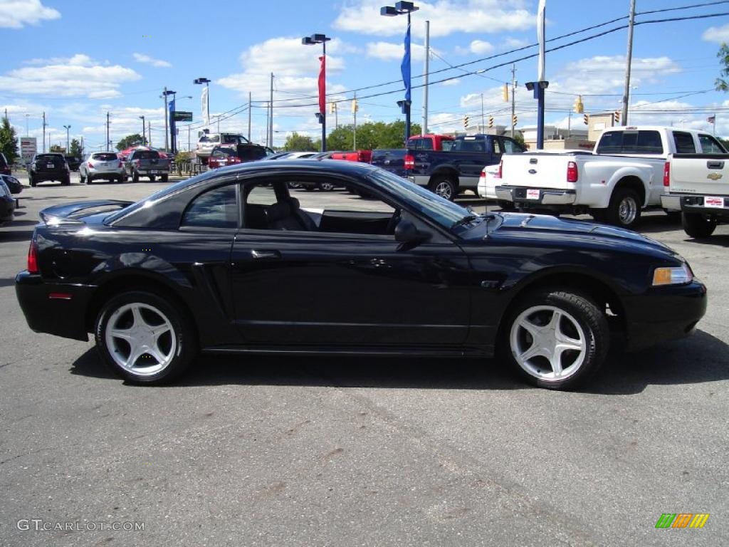 2000 Mustang GT Coupe - Black / Dark Charcoal photo #6