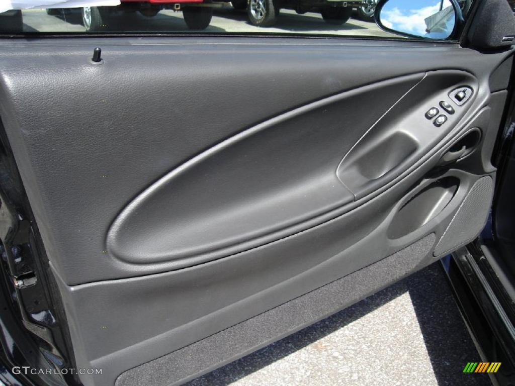 2000 Mustang GT Coupe - Black / Dark Charcoal photo #20