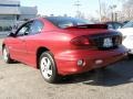 Red Orange Metallic - Sunfire SE Coupe Photo No. 4