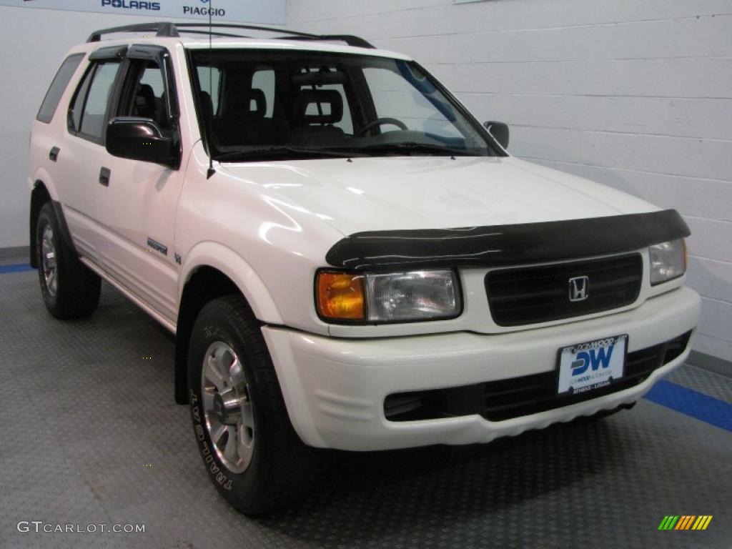1999 Passport EX 4WD - Cream White / Gray photo #1