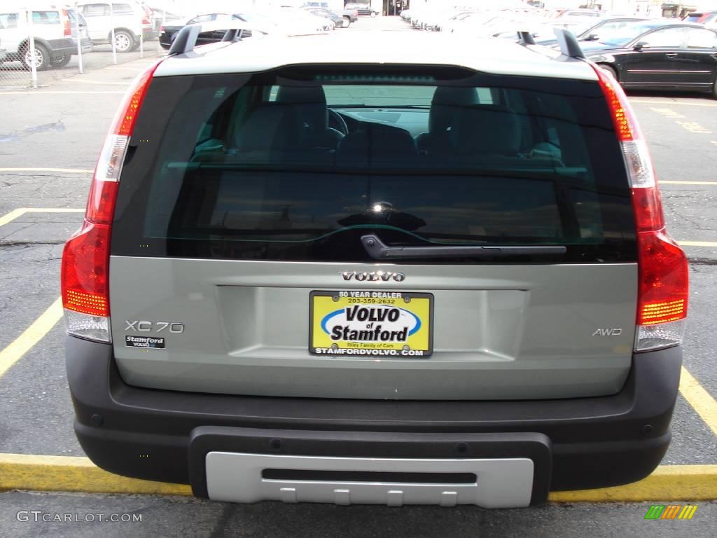 2007 XC70 AWD - Willow Green Metallic / Taupe photo #3