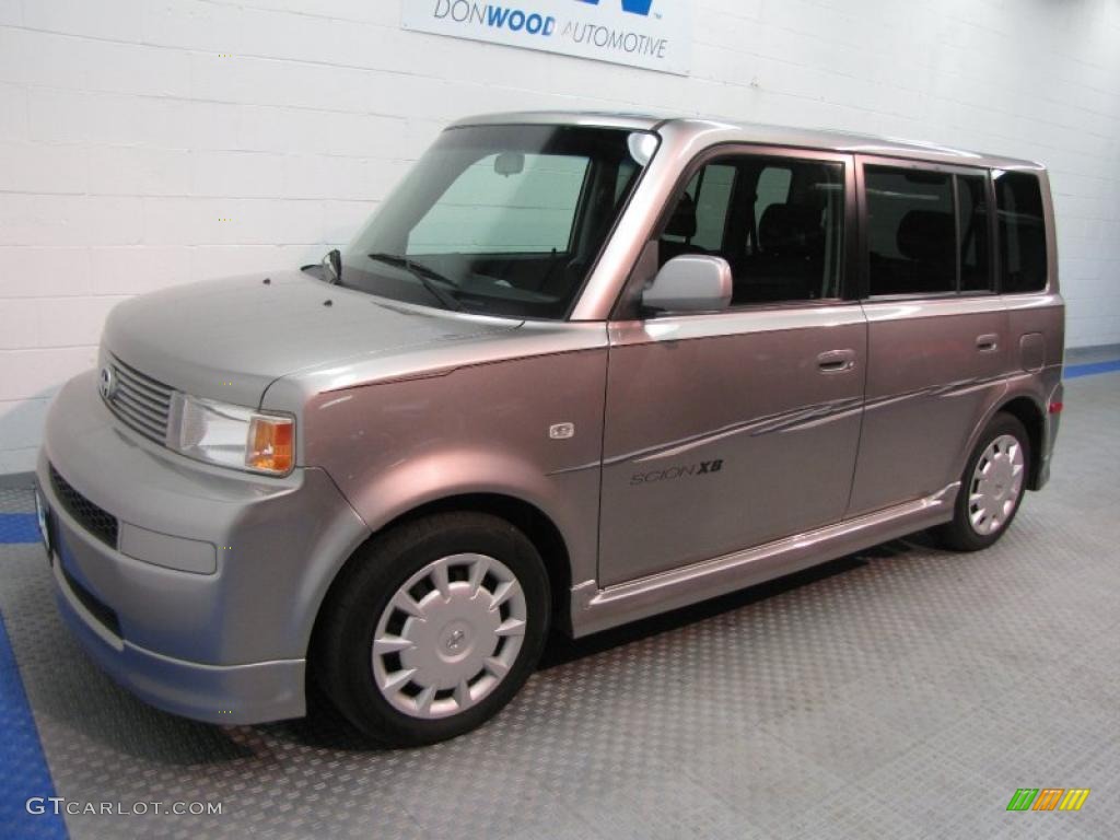 2005 xB  - Thunder Cloud Metallic / Dark Charcoal photo #2