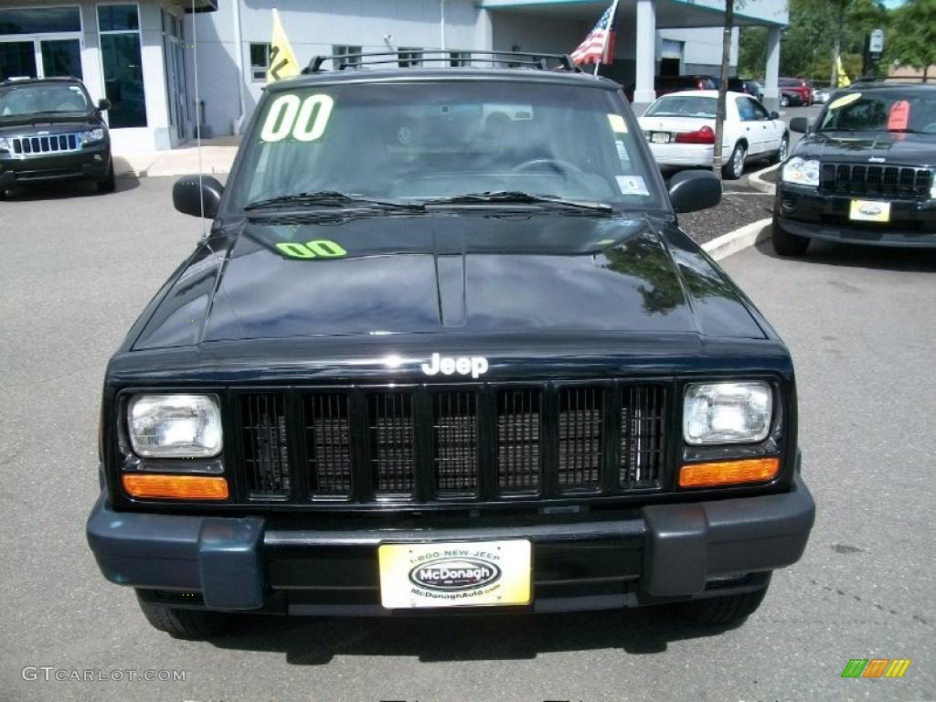 2000 Cherokee Sport 4x4 - Black / Agate Black photo #2