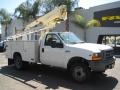 Oxford White 1999 Ford F450 Super Duty XL Regular Cab Chassis Bucket Truck