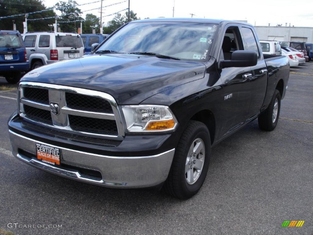 2010 Ram 1500 SLT Quad Cab 4x4 - Brilliant Black Crystal Pearl / Dark Slate/Medium Graystone photo #1