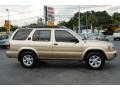 2004 Luminous Gold Metallic Nissan Pathfinder SE  photo #5