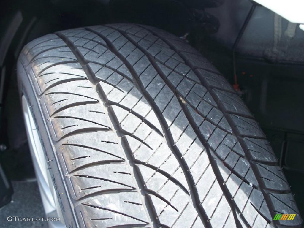 2010 Lancer Sportback GTS - Wicked White Metallic / Black photo #7