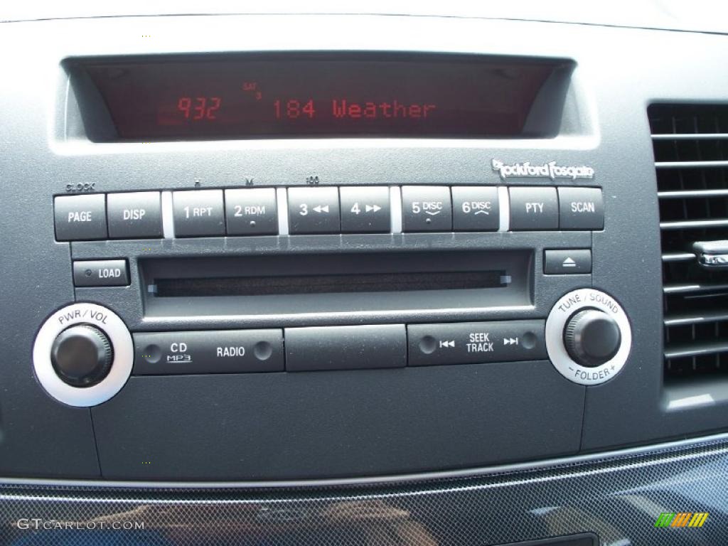 2010 Lancer Sportback GTS - Wicked White Metallic / Black photo #11