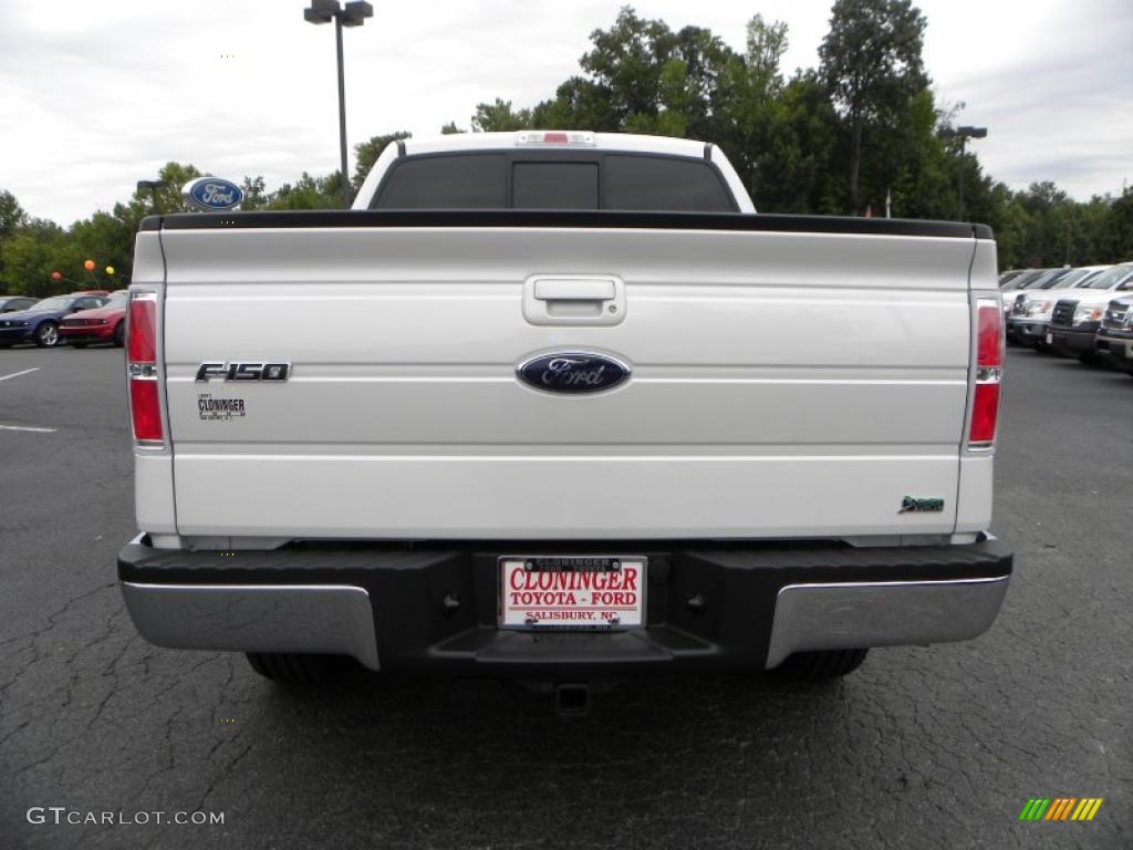 2010 F150 Lariat SuperCrew 4x4 - White Platinum Metallic Tri Coat / Tan photo #4