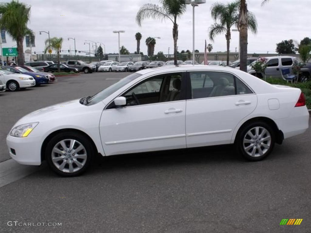 2007 Accord LX V6 Sedan - Taffeta White / Ivory photo #4